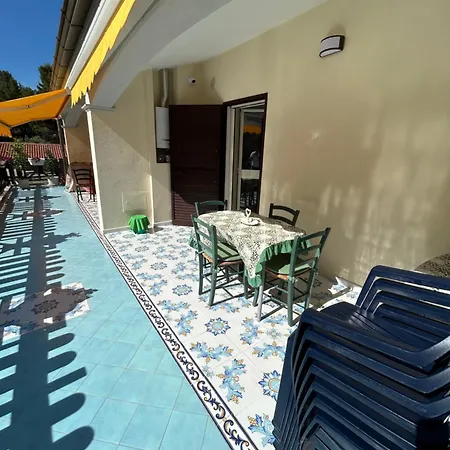 Belvedere Pugnochiuso - Gargano Appartamento *